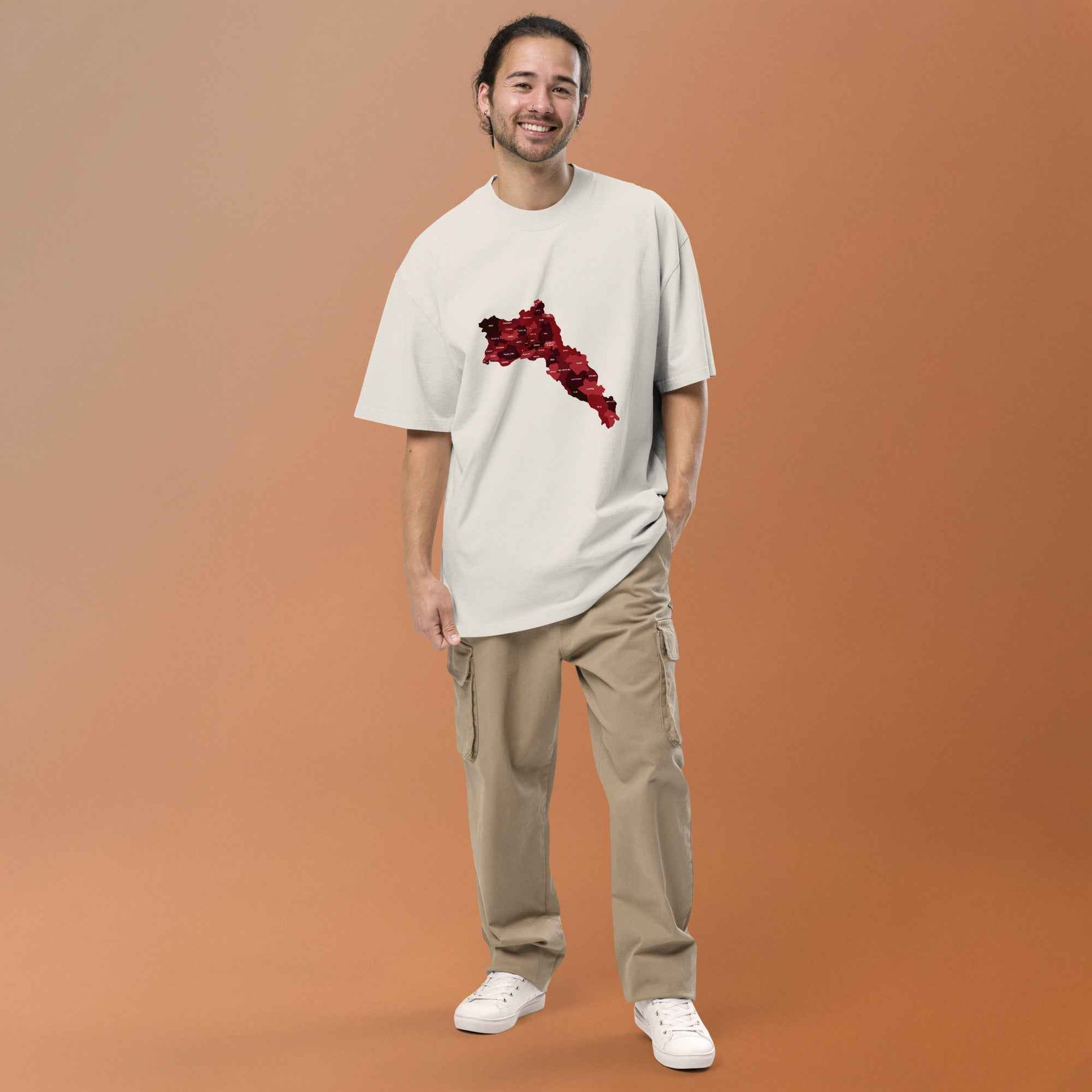 Oversized faded t-shirt kurdistan red map